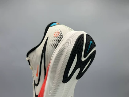 کتانی نایکی آلفا زوم رانر کرم نارنجی/Nike alpha zoom