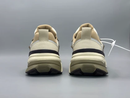 کتانی نایکی وی 2 کی ران موکا/Nike v2k