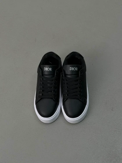 ونس DIOR 8042