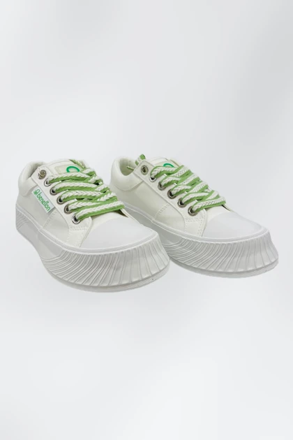 کفش پیاده روی زنانه benetton