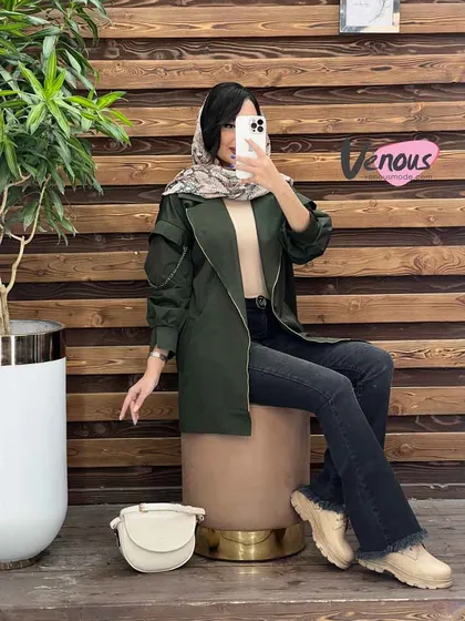 بارانی یقه زیپ‌دار آستین زنجیری