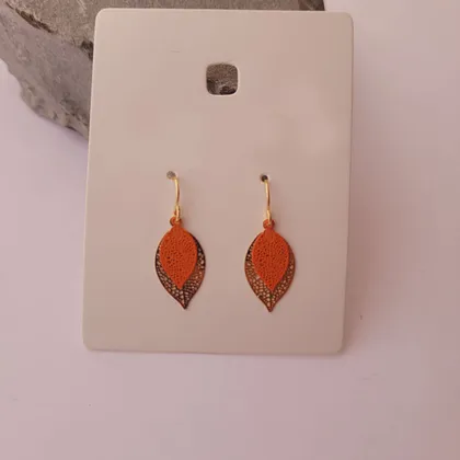 گوشواره آویز حصیری طرح برگ