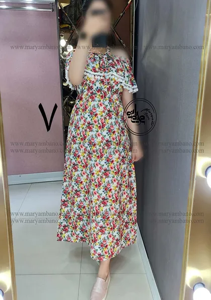 پیراهن یقه چتری