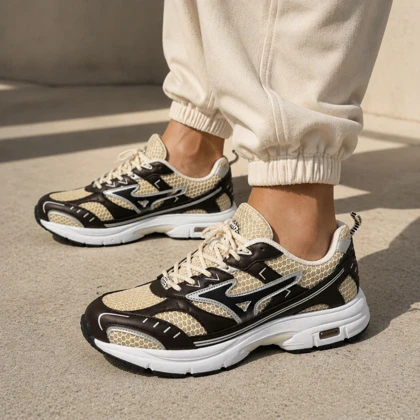 کفش و کتانی مردانه مدل میزانو Mizuno رنگ کرم قهوه ای کد 2085