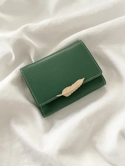 کیف پول دخترانه