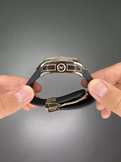 ساعت مچی اوبلو کهکشانی قاب رزگلد رابر مشکی Hublot Spirit of Big Bang Sang Bleu