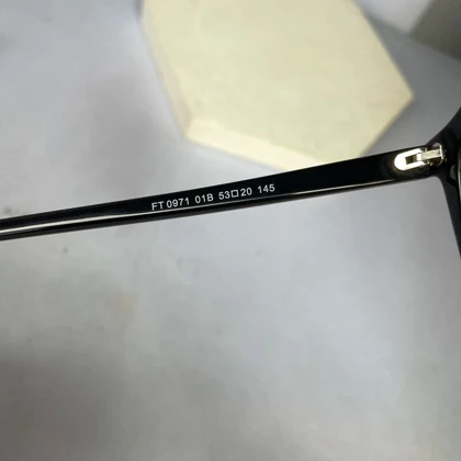 عینک آفتابی تام فورد مدل TOM FORD FT 0971