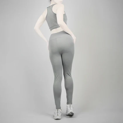 ست نیم‌تنه و لگ ورزشی زنانه الو مدل MUB-921 طوسی روشن