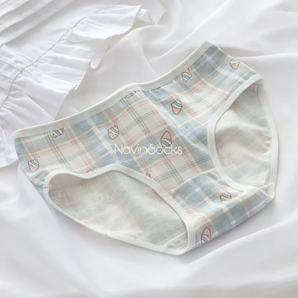 شورت طرح ice cream ( سایز 38 الی 44)