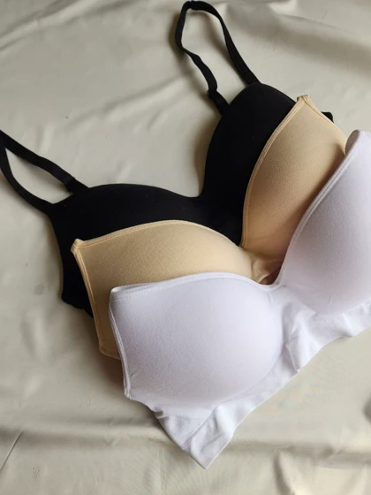 سوتین اسفنجی بدون درز NBB کد: 3691