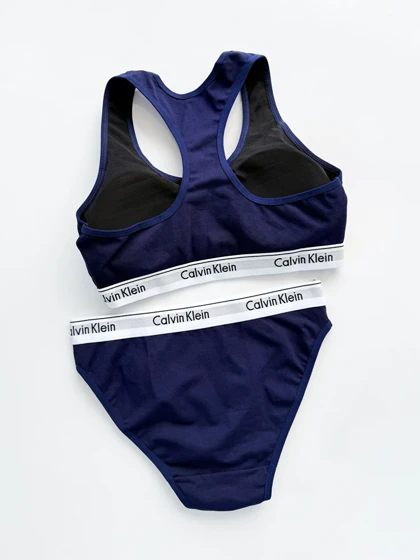 ست نیم‌تنه کاپ‌دار و شورت اسلیپ نخ پنبه کلوین کلاین Calvin Klein