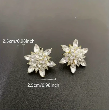 گوشواره طرح گل کریستالی