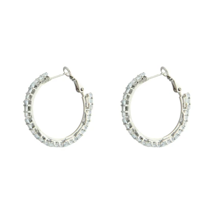 گوشواره زنانه مدل حلقه‌ای نگین‌دار