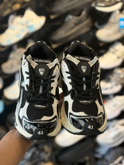 کتانی بالانسیگا رانر