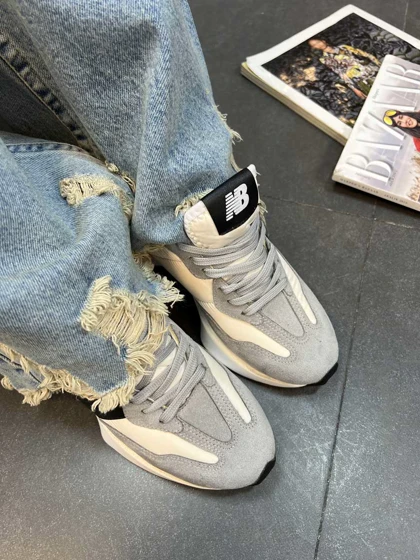 کتانی NEW BALANCE