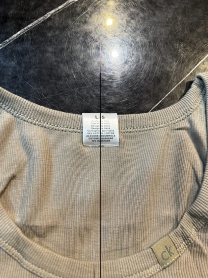 تنگ تاپ آیسانی کلویین کلین