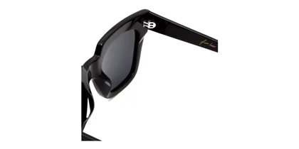 عینک آفتابی هاکرز مدل Hawkers Diamond Black Dark Row X Tr18