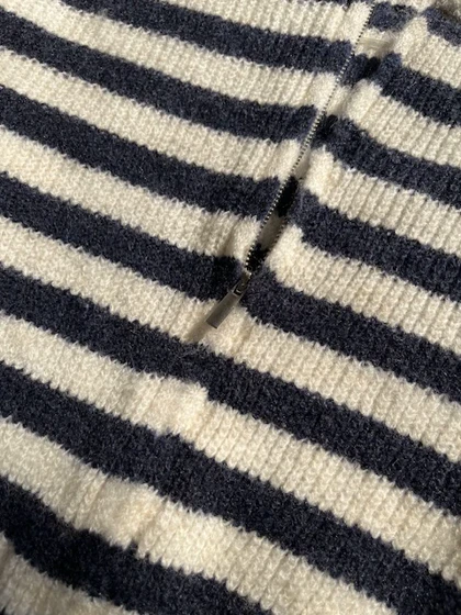 بامبر بافت راه راه سورمه ای H&M کد 256