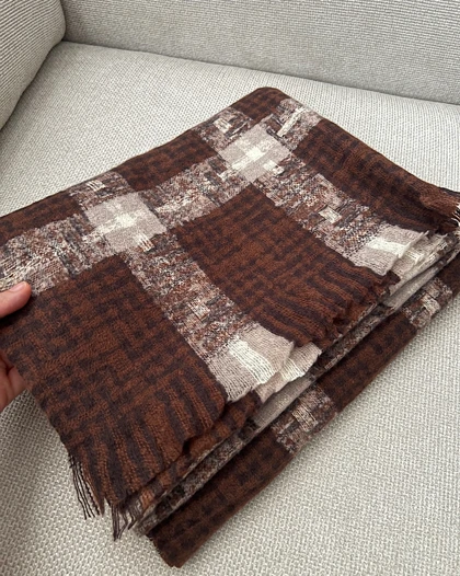Shawl 0244