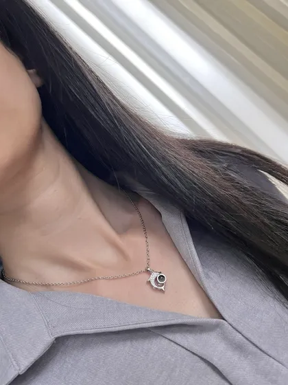 گردنبند دوستت دارم به صد زبان