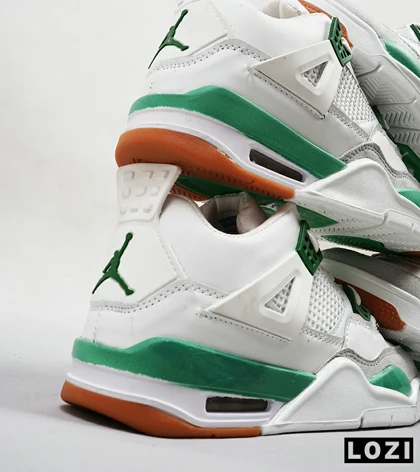 کتانی ساق‌دار بزرگ پا سفید سبز Nike air jordan 4