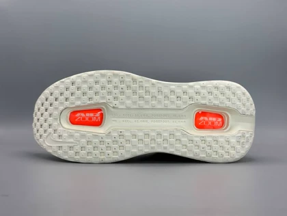کتانی نایکی ایر زوم وومرو پریمیوم سفید نارنجی/Nike