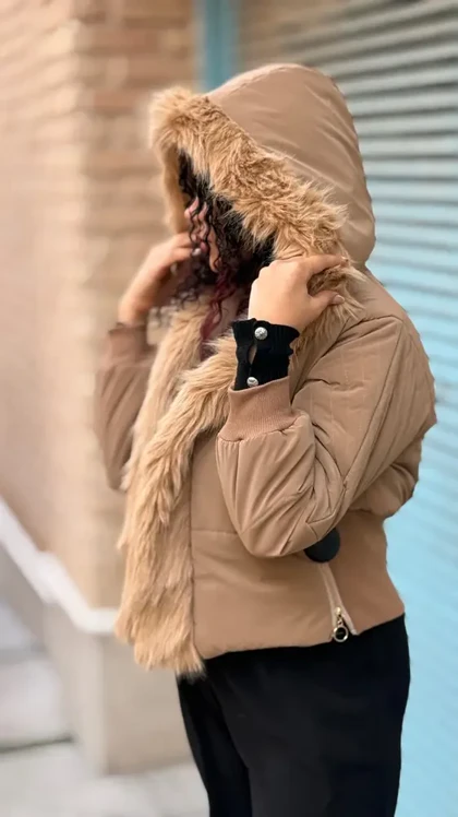 کاپشن کلاه دار