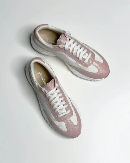 کفش راحتی زنانه استرادیواریوس مدل Stradivarius Sneakers - SKB20