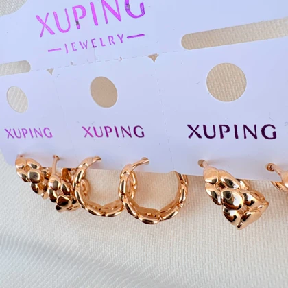 گوشواره حلقه‌ای طرح بافت ژوپینگ