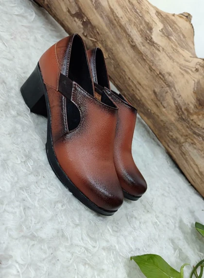 کفش طبی اداری مدل پیک چشمک کد 327