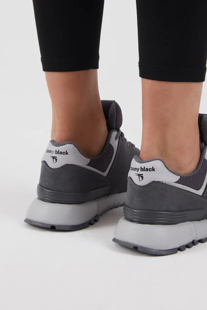 کتانی تونی بلک tonny-black