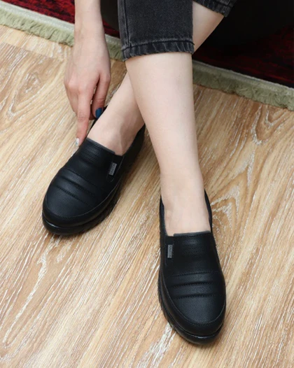 کفش طبی زنانه پافر