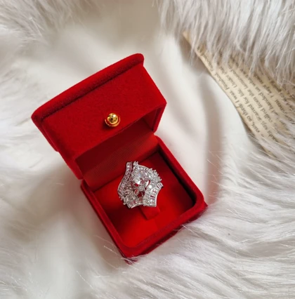 انگشتر جواهری کایا