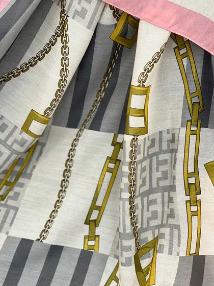 شال طرح زنجیر و سگک
