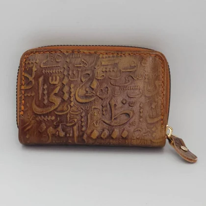 جا کارتی طرح دار چرم طبیعی گاوی بسیار جادار