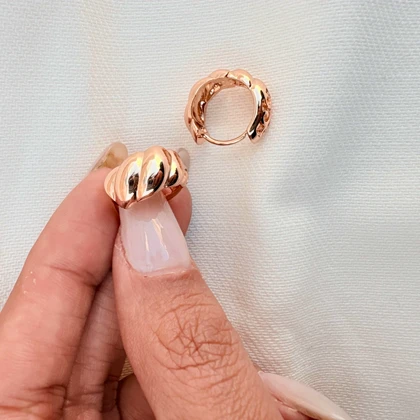 گوشواره حلقه‌ای بافت پیچی ژوپینگ