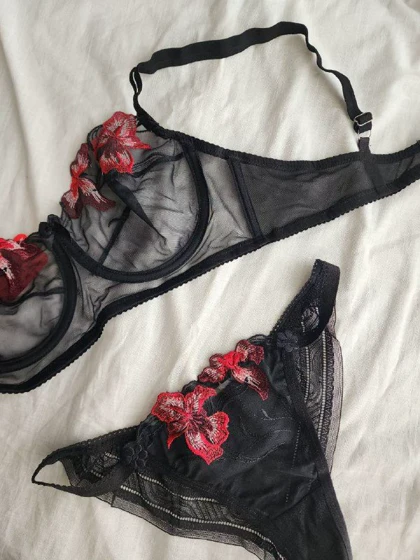 ست سوتین و شورت تمام تور فنردار برند HR کد: 0334