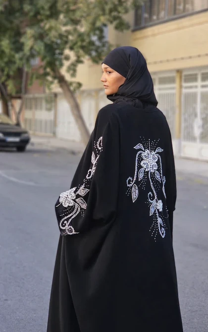 عبا جواهردوزی سوفیا