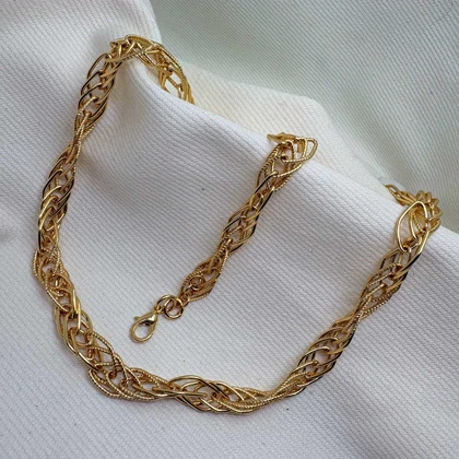 گردنبند برند شین مدل «تابش خیره‌کننده» | آبکاری طلای 24 عیار و درخشش همیشگی