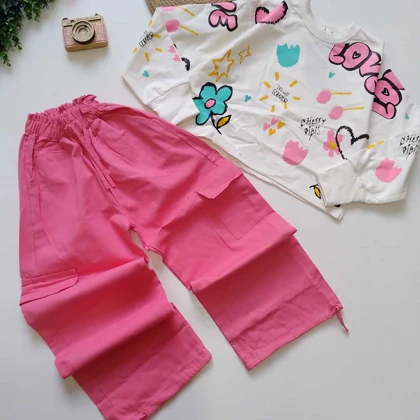 ست کراپ آستین بلند با شلوار کارگو طرح لاو