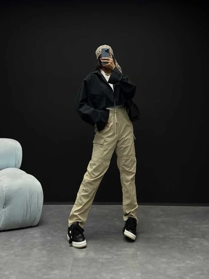 شلوار کارگو BERSHKA