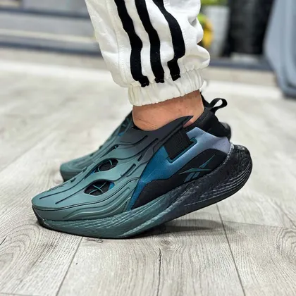 کتانی اسپرت ریباک REEBOK