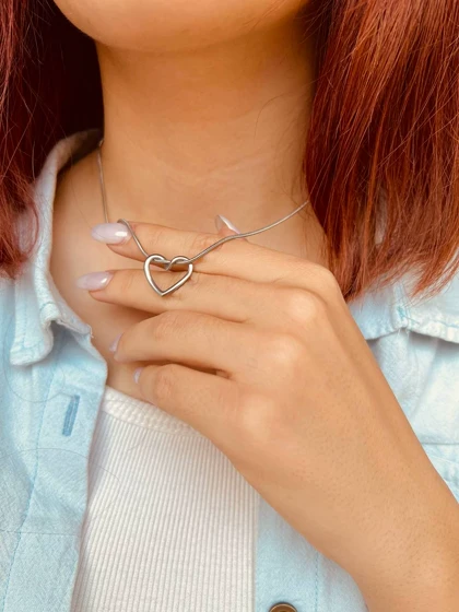 گردنبند قلب مینیمال استیل درجه یک