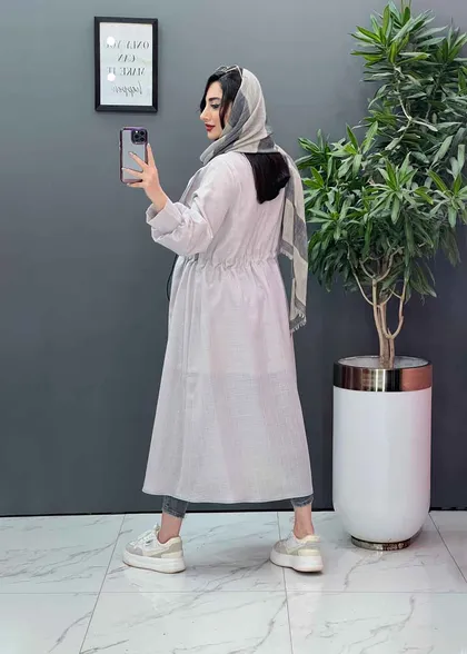 مانتو نازلی بلند کمرگت دار