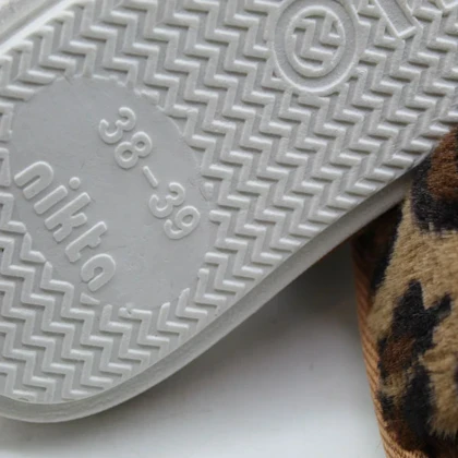 دمپایی حوله ای نیکتا مدل 4-12000 پلنگی