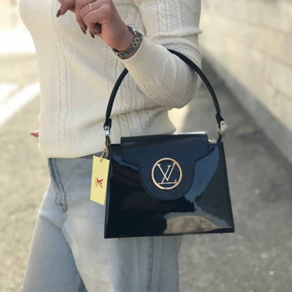 کیف زنانه لویی ویتون LV ورنی کد 1063