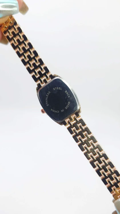 ساعت مچی زنانه مجلسی EHHE نگین‌دار با موتور کوارتز