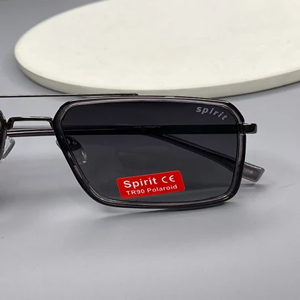 عینک آفتابی اسپریت پلاریزه با فریم فلز و کائوچو محافظ UV400