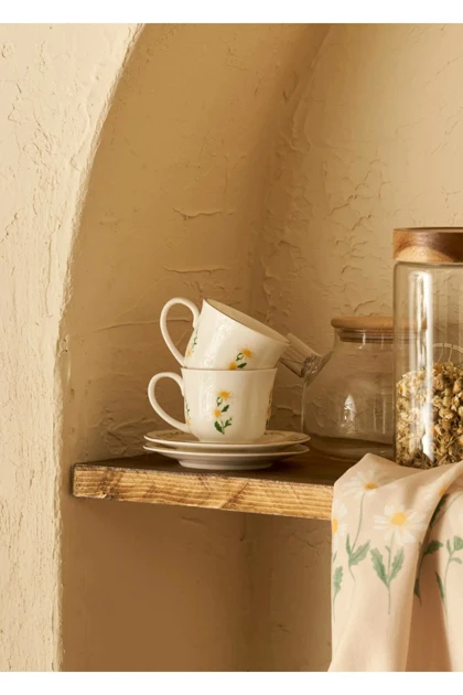 ست فنجان چای دو نفره Bella Maison مدل Daisy - کرم