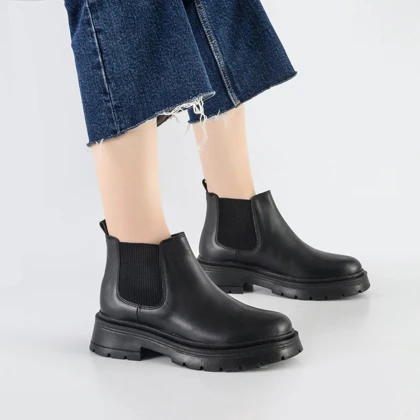 بوت و نیم بوت زنانه و دخترانه مدل بغل کش رنگ مشکی کد A536